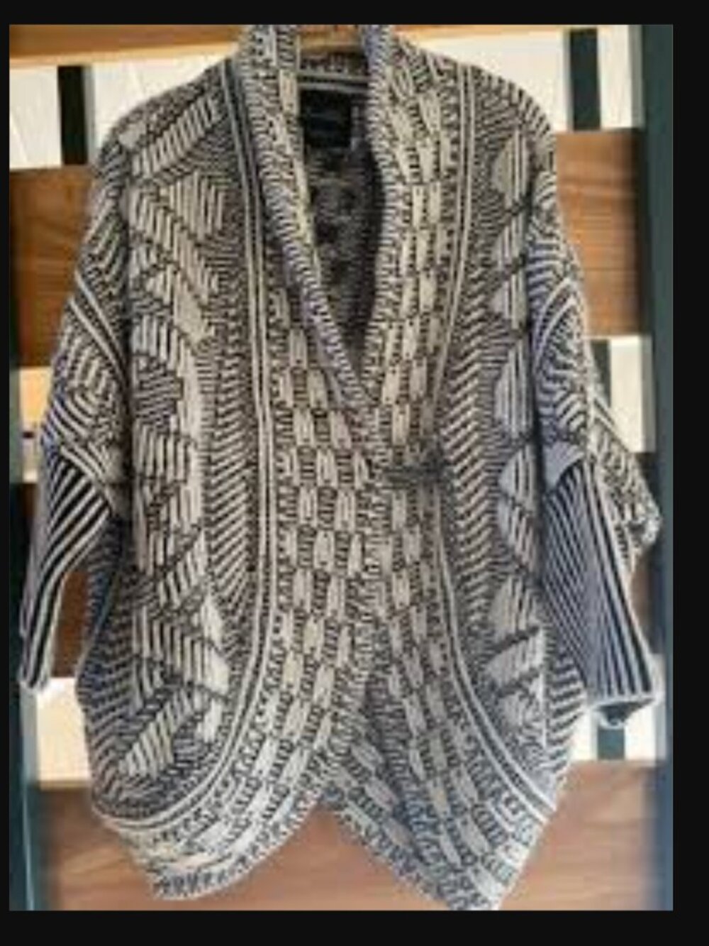 Zara Knit Geometric Aztec Pattern Cocoon Draped Cardigan Sweater Black Cream M